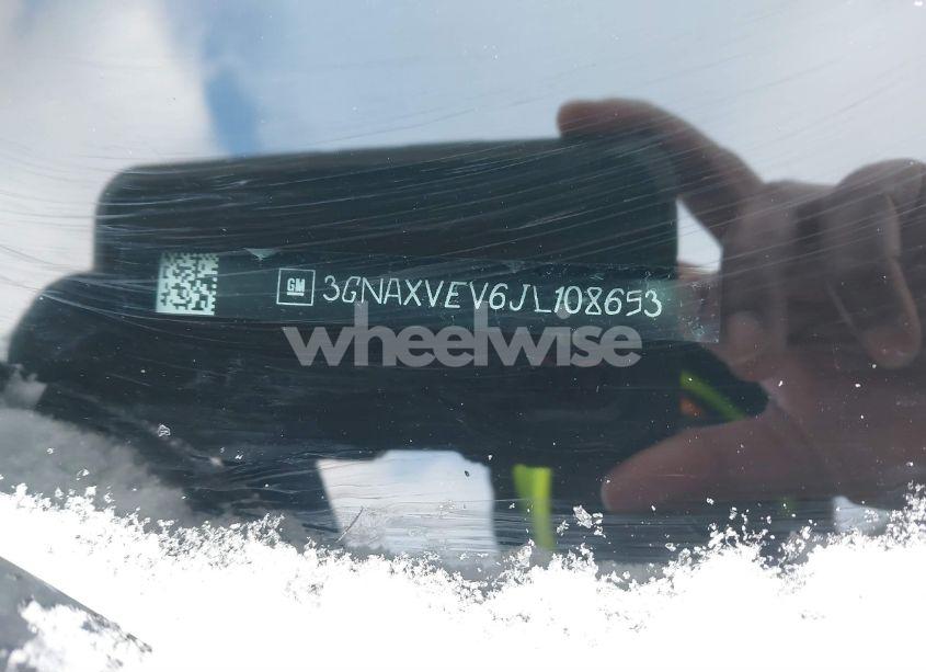 Photo 9 of 2018 Chevrolet Equinox PREMIER (VIN 3GNAXVEV6JL108653)