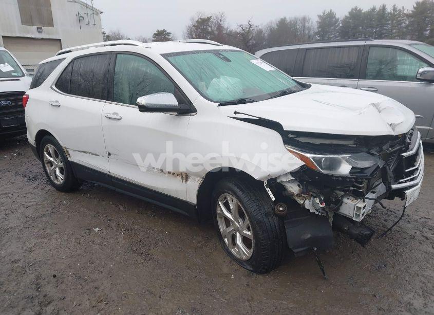 2018 Chevrolet Equinox PREMIER (VIN 3GNAXVEV6JL337463) main photo