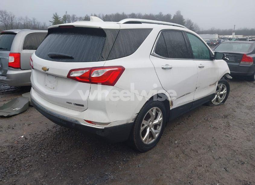 Photo 4 of 2018 Chevrolet Equinox PREMIER (VIN 3GNAXVEV6JL337463)