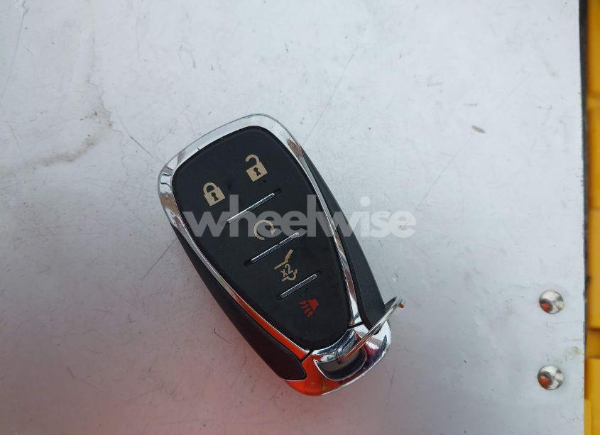 Photo 11 of 2018 Chevrolet Equinox PREMIER (VIN 3GNAXVEV6JS581670)