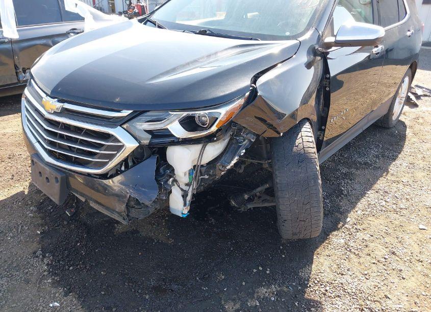 Photo 6 of 2018 Chevrolet Equinox PREMIER (VIN 3GNAXVEV8JL103938)