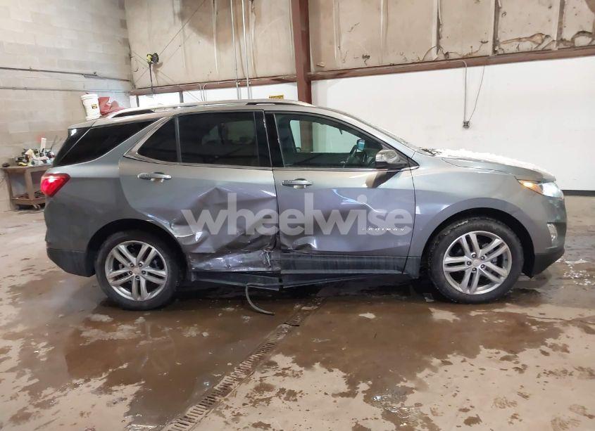Photo 13 of 2018 Chevrolet Equinox PREMIER (VIN 3GNAXVEV9JL113460)