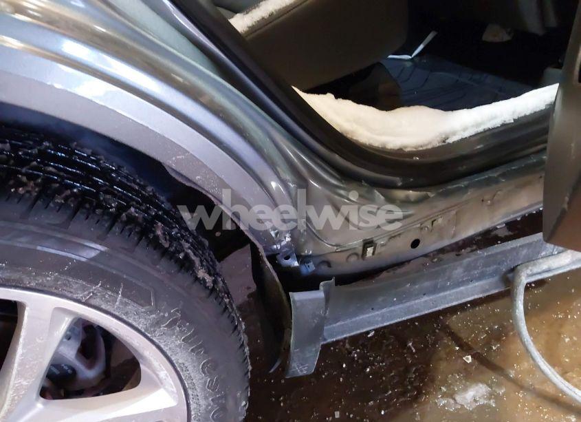 Photo 17 of 2018 Chevrolet Equinox PREMIER (VIN 3GNAXVEV9JL113460)