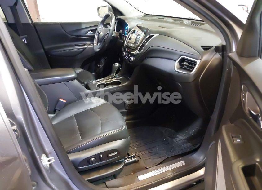 Photo 5 of 2018 Chevrolet Equinox PREMIER (VIN 3GNAXVEV9JL113460)