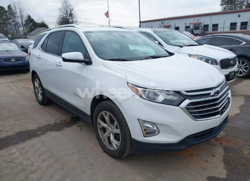 2018 Chevrolet Equinox PREMIER (VIN 3GNAXVEV9JS601345) main photo