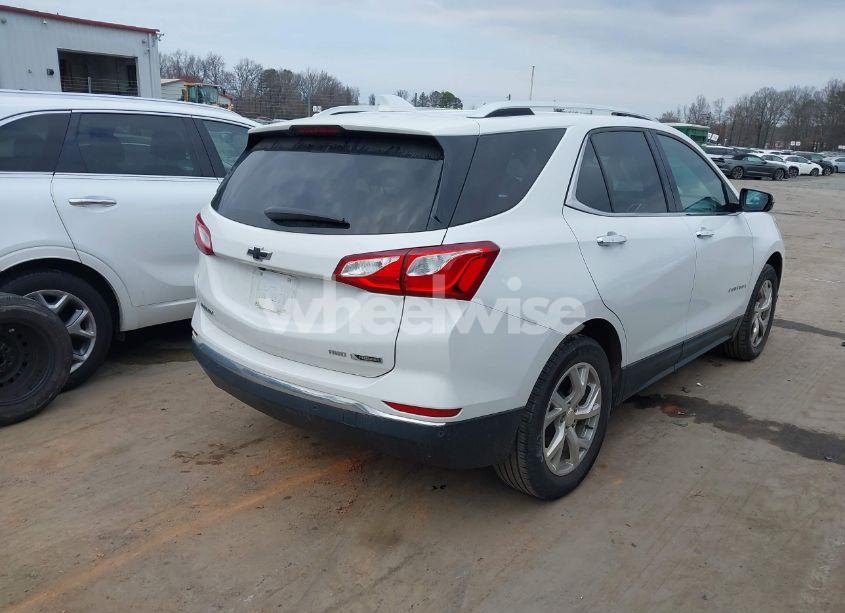Photo 4 of 2018 Chevrolet Equinox PREMIER (VIN 3GNAXVEV9JS601345)