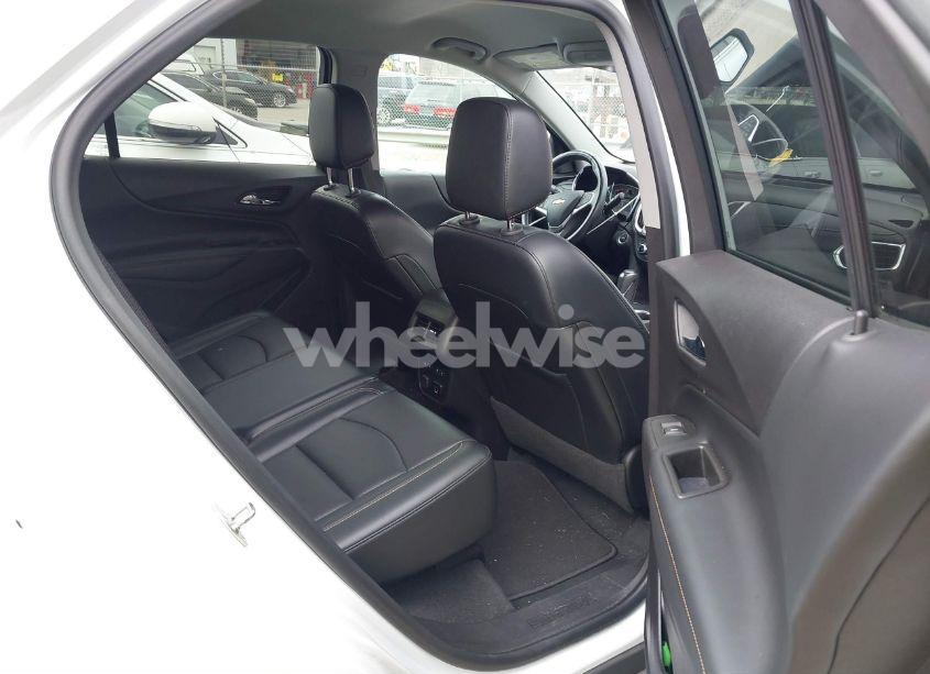 Photo 8 of 2018 Chevrolet Equinox PREMIER (VIN 3GNAXVEV9JS601345)