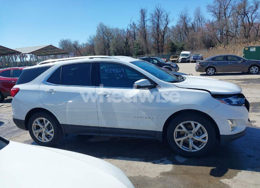 Photo 13 of 2019 Chevrolet Equinox LT (VIN 3GNAXVEX1KS681033)
