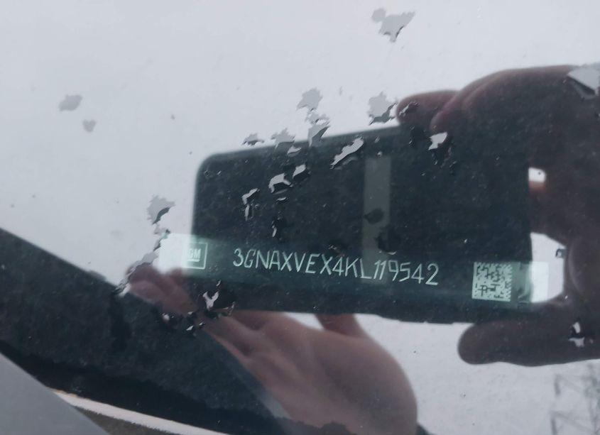 Photo 9 of 2019 Chevrolet Equinox LT (VIN 3GNAXVEX4KL119542)