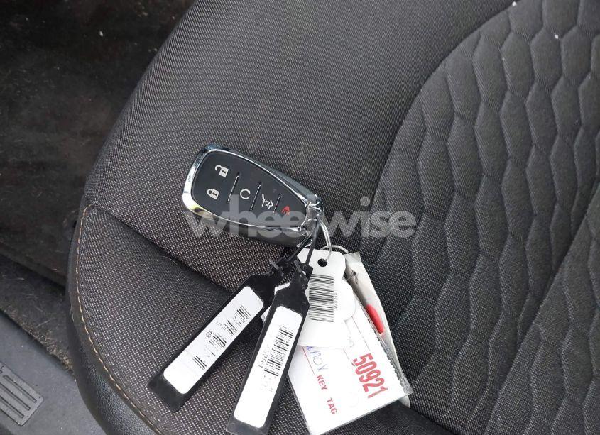 Photo 11 of 2019 Chevrolet Equinox LT (VIN 3GNAXVEX4KS565373)