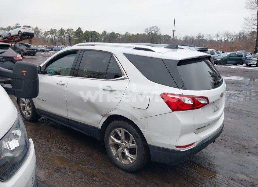Photo 14 of 2019 Chevrolet Equinox LT (VIN 3GNAXVEX4KS565373)