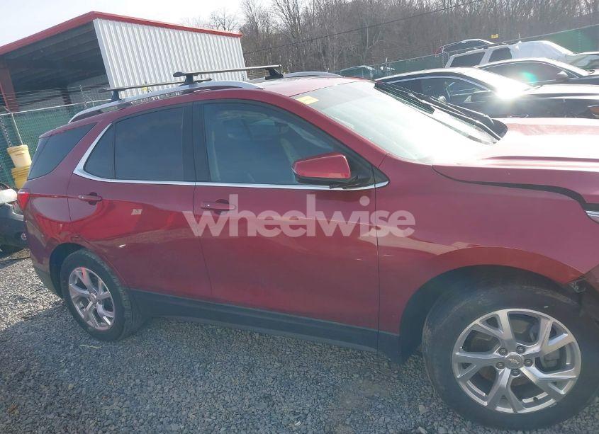 Photo 14 of 2019 Chevrolet Equinox LT (VIN 3GNAXVEX5KS611731)