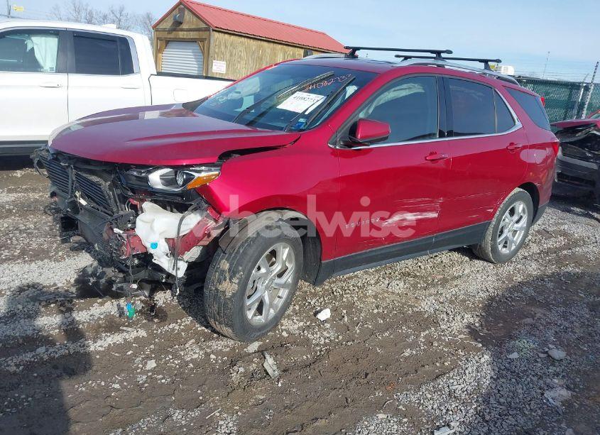 Photo 2 of 2019 Chevrolet Equinox LT (VIN 3GNAXVEX5KS611731)