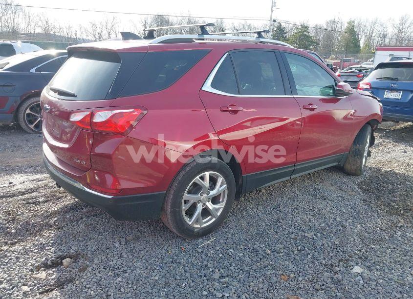 Photo 4 of 2019 Chevrolet Equinox LT (VIN 3GNAXVEX5KS611731)