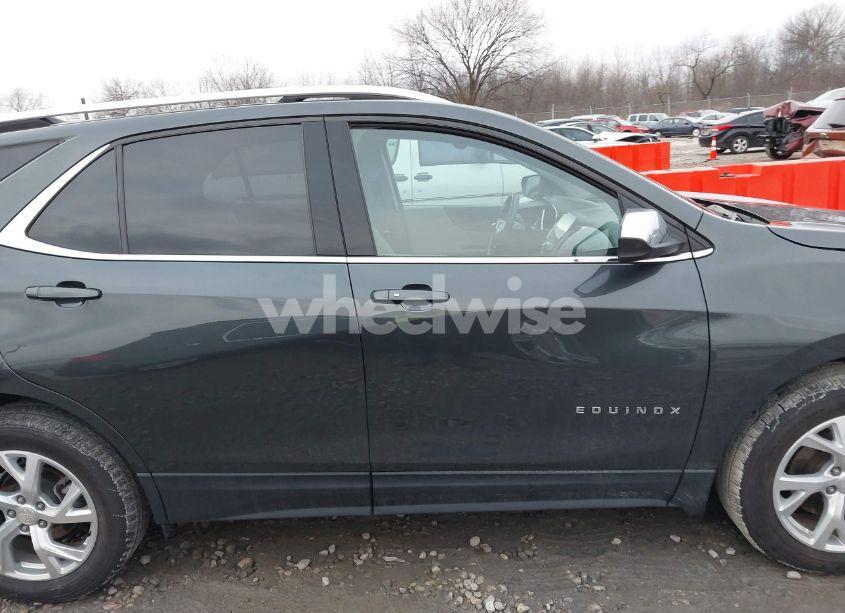 Photo 13 of 2020 Chevrolet Equinox AWD LT 2.0L TURBO (VIN 3GNAXVEX5LS542038)