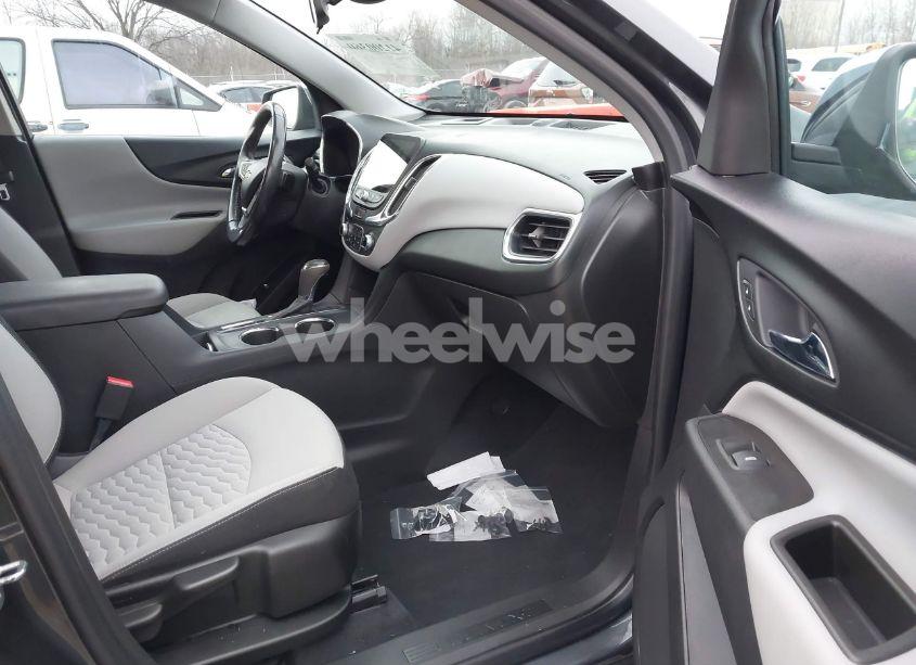 Photo 5 of 2020 Chevrolet Equinox AWD LT 2.0L TURBO (VIN 3GNAXVEX5LS542038)
