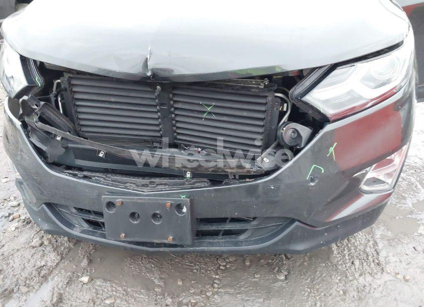Photo 6 of 2020 Chevrolet Equinox AWD LT 2.0L TURBO (VIN 3GNAXVEX5LS542038)