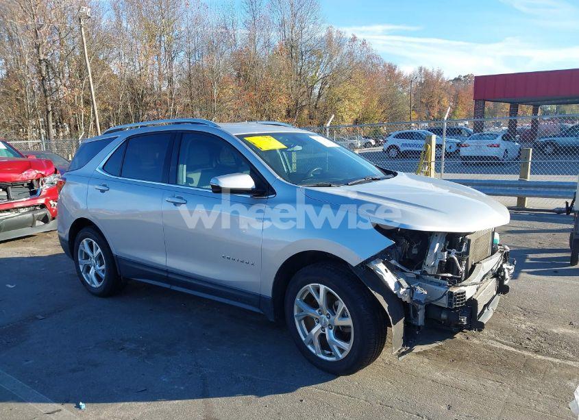 2019 Chevrolet Equinox LT (VIN 3GNAXVEX7KL335059) main photo