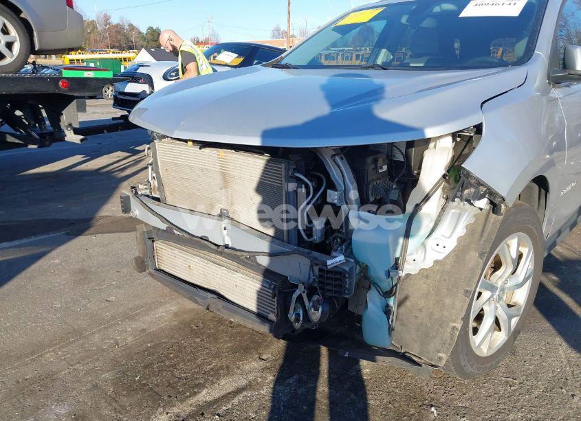 Photo 6 of 2019 Chevrolet Equinox LT (VIN 3GNAXVEX7KL335059)