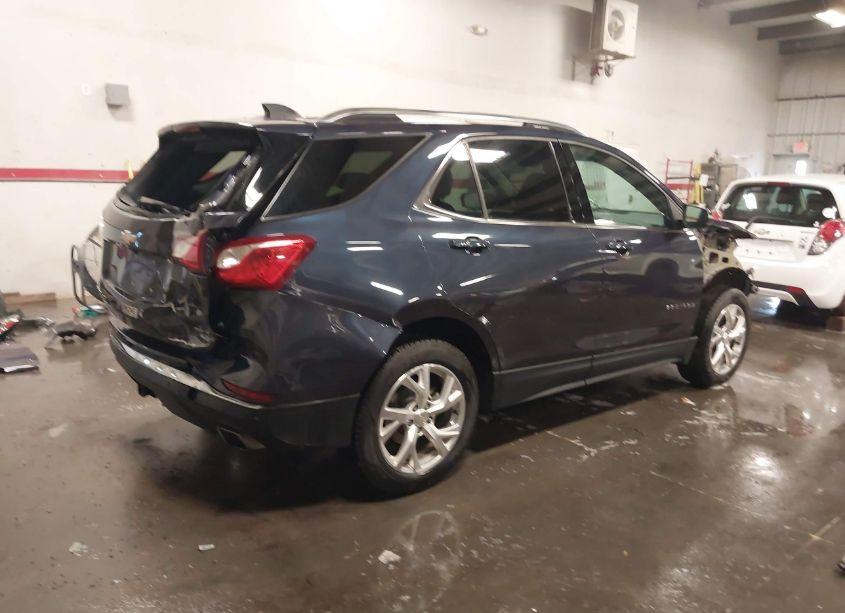 Photo 4 of 2019 Chevrolet Equinox LT (VIN 3GNAXVEX8KL290763)