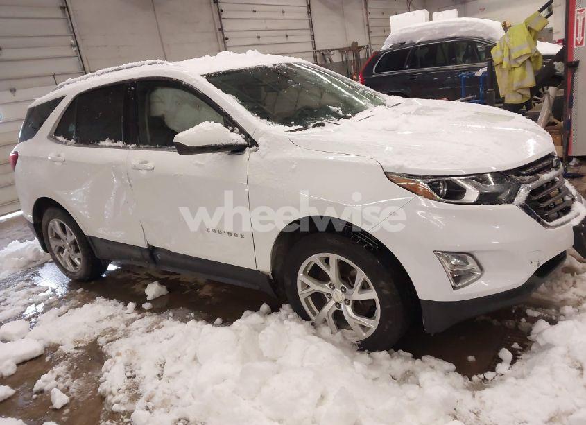 2020 Chevrolet Equinox AWD LT 2.0L TURBO (VIN 3GNAXVEX8LS528196) main photo