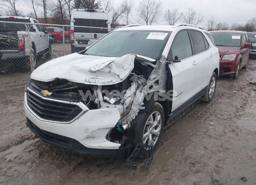 Photo 6 of 2019 Chevrolet Equinox LT (VIN 3GNAXVEX9KS615975)