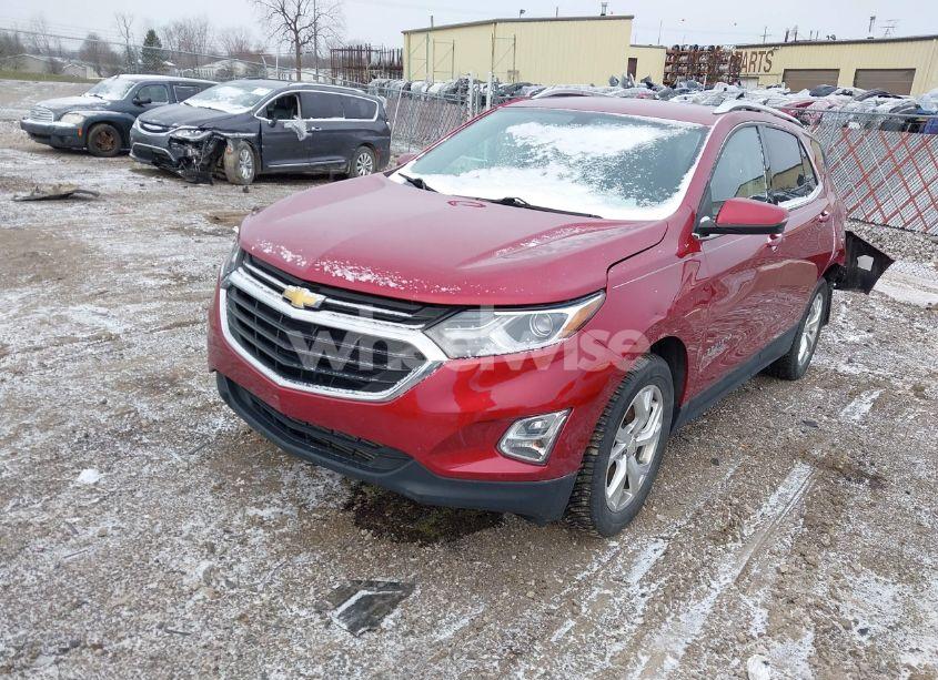 Photo 2 of 2019 Chevrolet Equinox LT (VIN 3GNAXVEX9KS631691)