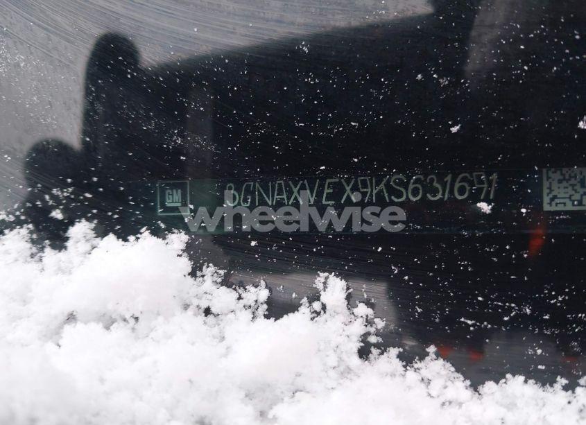 Photo 9 of 2019 Chevrolet Equinox LT (VIN 3GNAXVEX9KS631691)