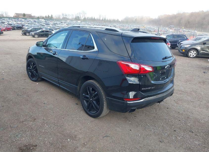 Photo 3 of 2020 Chevrolet Equinox AWD LT 2.0L TURBO (VIN 3GNAXVEX9LL117562)
