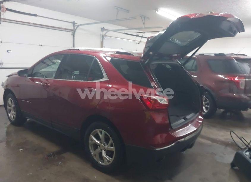 Photo 3 of 2020 Chevrolet Equinox AWD LT 2.0L TURBO (VIN 3GNAXVEX9LS626668)
