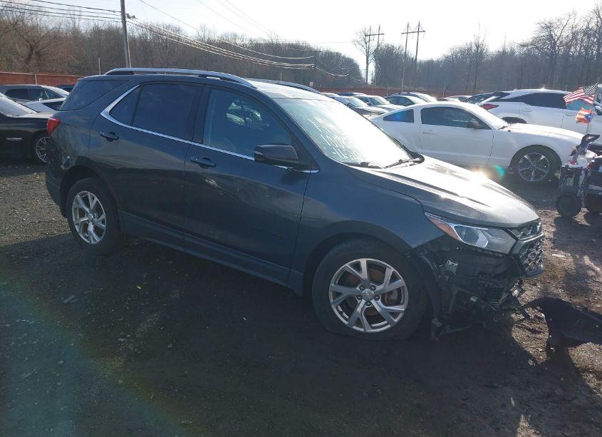 2019 Chevrolet Equinox LT (VIN 3GNAXVEXXKL127032) main photo