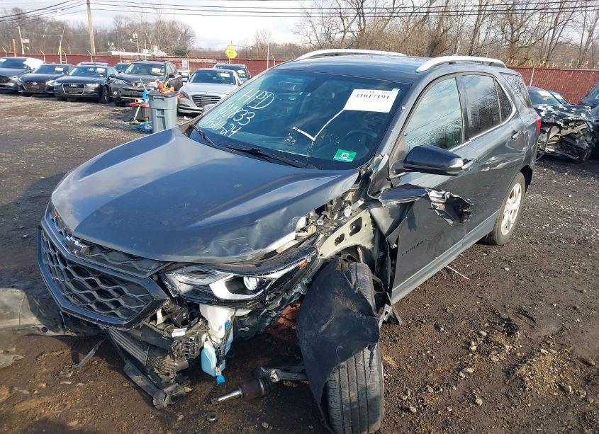 Photo 6 of 2019 Chevrolet Equinox LT (VIN 3GNAXVEXXKL127032)