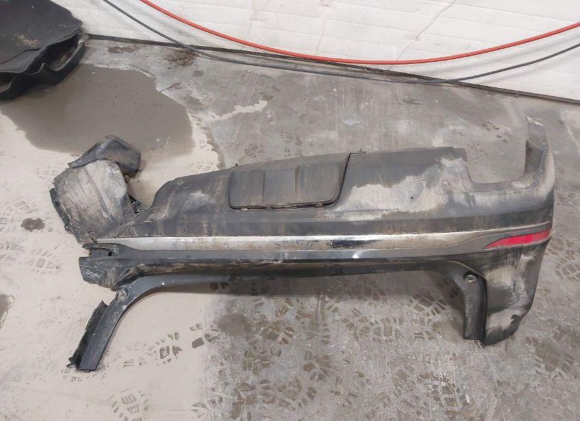 Photo 12 of 2019 Chevrolet Equinox LT (VIN 3GNAXVEXXKS642621)