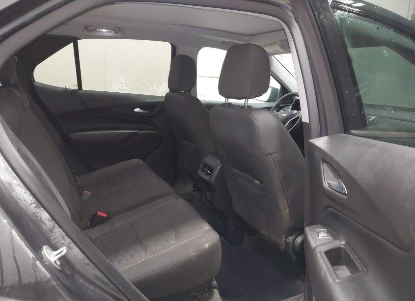 Photo 8 of 2019 Chevrolet Equinox LT (VIN 3GNAXVEXXKS642621)