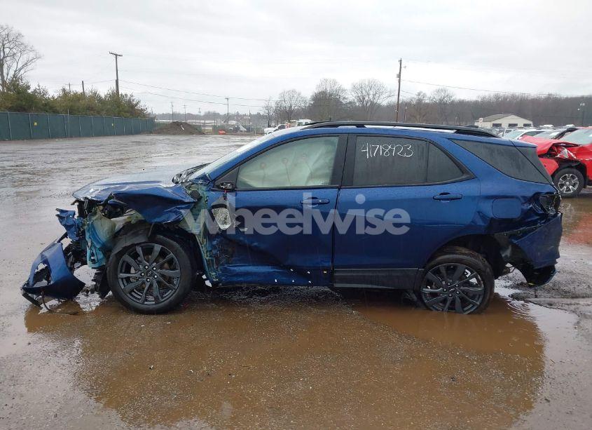 Photo 15 of 2023 Chevrolet Equinox AWD RS (VIN 3GNAXWEG2PS151246)