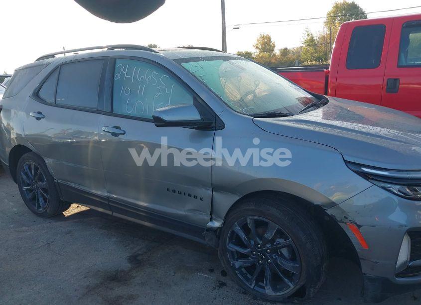 Photo 13 of 2024 Chevrolet Equinox AWD RS (VIN 3GNAXWEG6RS156579)