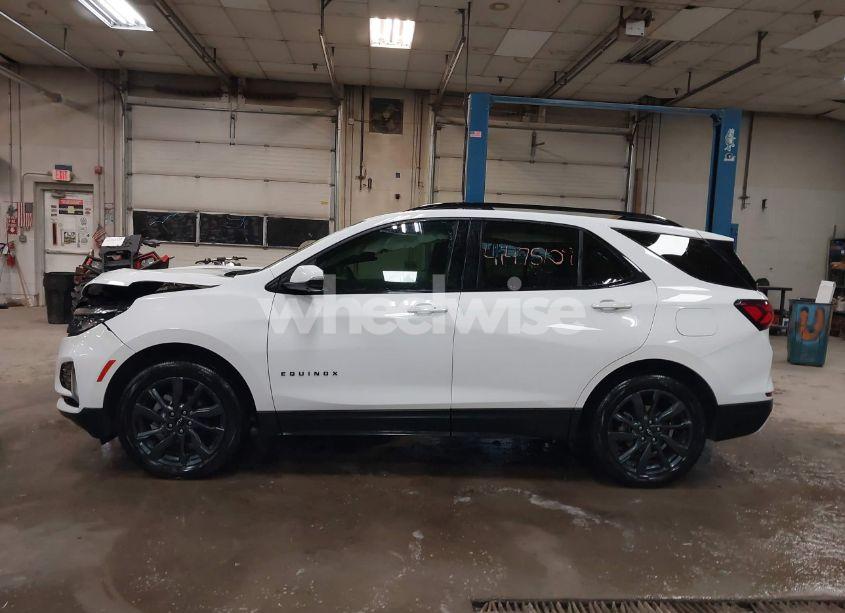 Photo 14 of 2023 Chevrolet Equinox AWD RS (VIN 3GNAXWEG7PL269786)