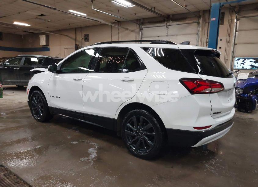 Photo 3 of 2023 Chevrolet Equinox AWD RS (VIN 3GNAXWEG7PL269786)