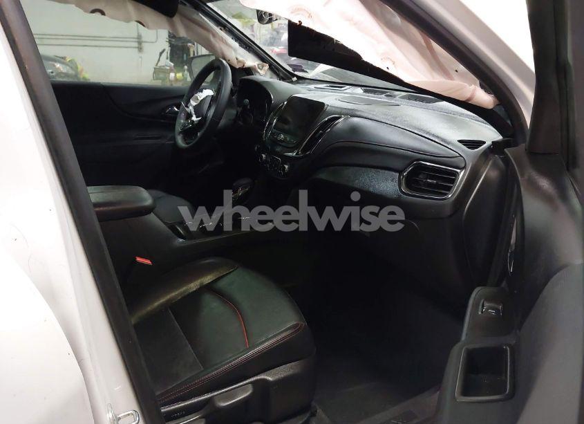 Photo 5 of 2023 Chevrolet Equinox AWD RS (VIN 3GNAXWEG7PL269786)