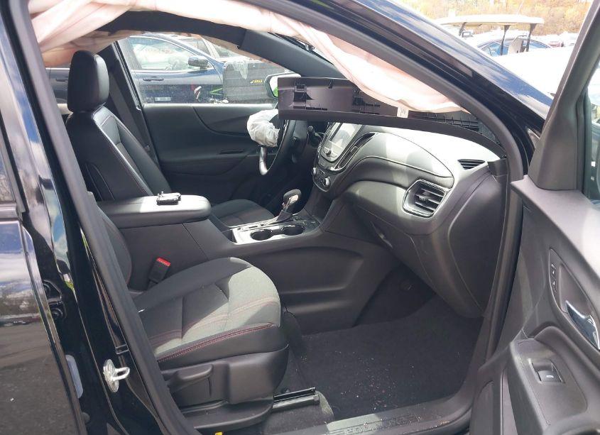 Photo 5 of 2023 Chevrolet Equinox AWD RS (VIN 3GNAXWEG8PL231337)