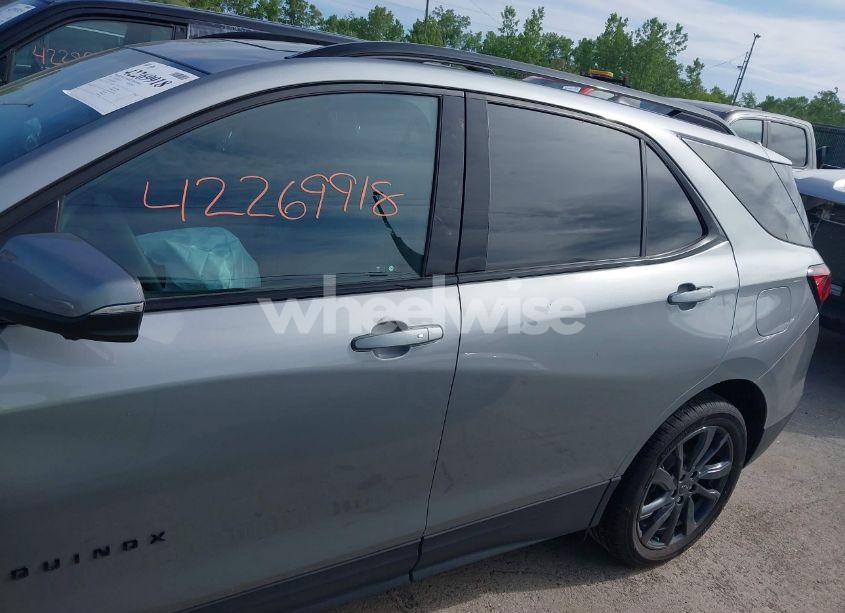 Photo 14 of 2023 Chevrolet Equinox AWD RS (VIN 3GNAXWEG9PL158091)