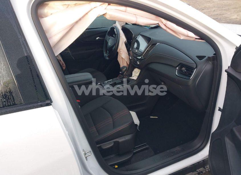 Photo 5 of 2023 Chevrolet Equinox AWD RS (VIN 3GNAXWEG9PS139899)