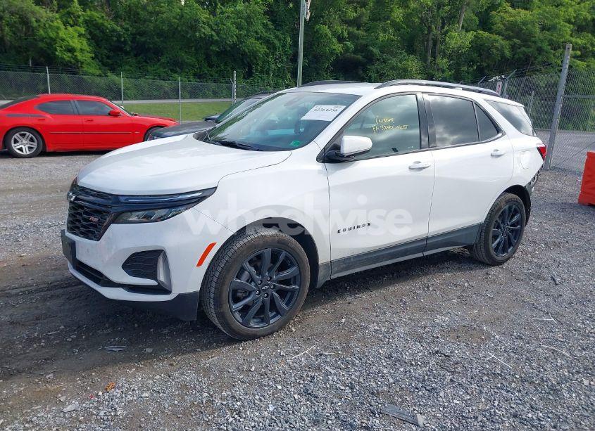 Photo 2 of 2024 Chevrolet Equinox AWD RS (VIN 3GNAXWEG9RS155748)
