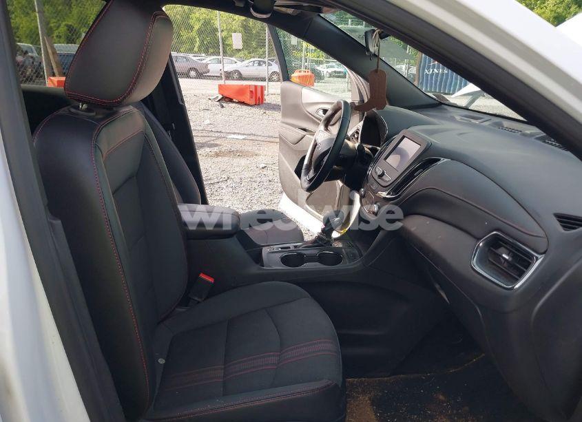 Photo 5 of 2024 Chevrolet Equinox AWD RS (VIN 3GNAXWEG9RS155748)