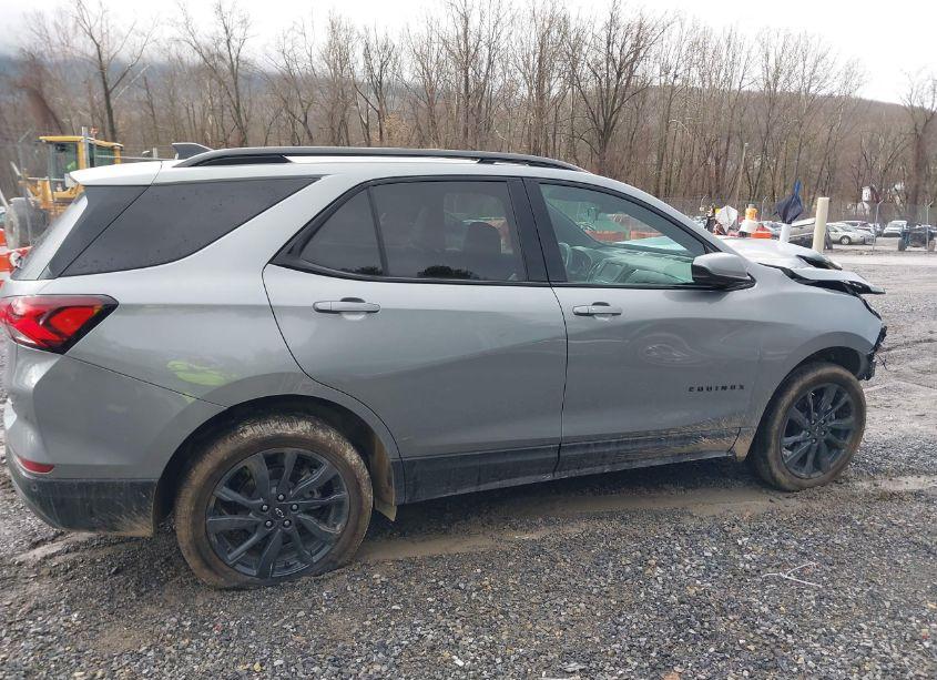 Photo 13 of 2024 Chevrolet Equinox AWD RS (VIN 3GNAXWEGXRS101634)