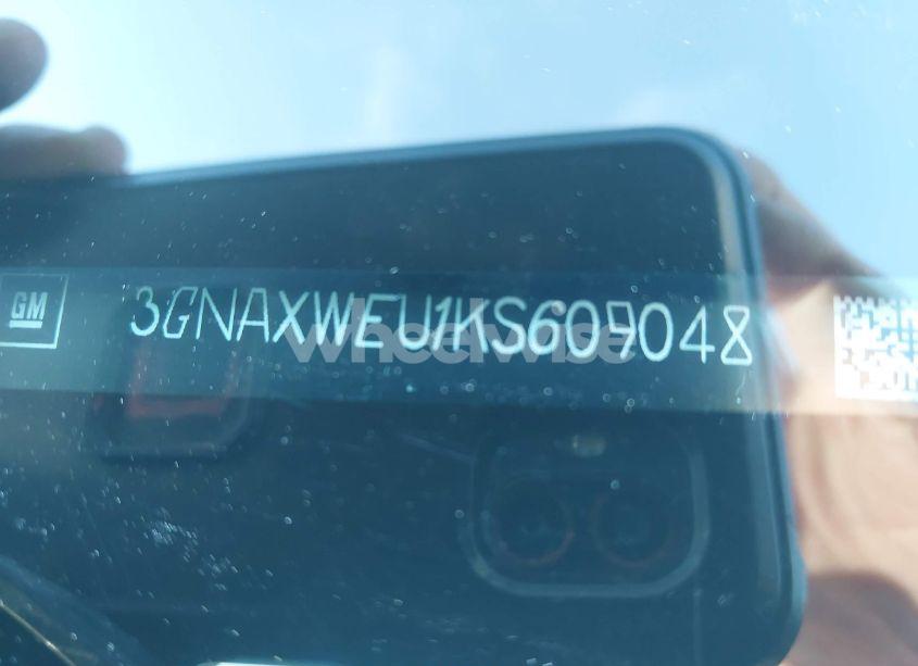 Photo 9 of 2019 Chevrolet Equinox LT (VIN 3GNAXWEU1KS609048)