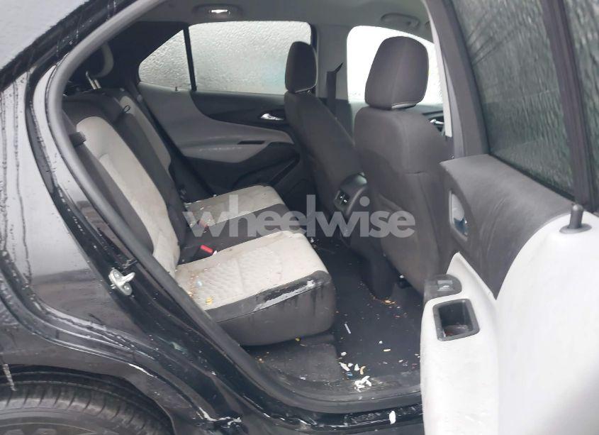 Photo 8 of 2019 Chevrolet Equinox LT (VIN 3GNAXWEU2KL270231)