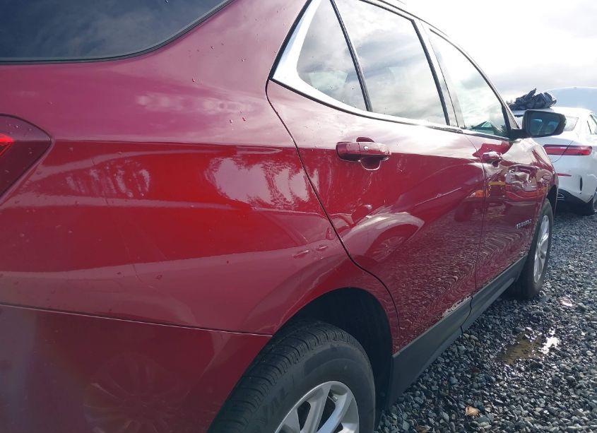 Photo 6 of 2019 Chevrolet Equinox LT (VIN 3GNAXWEU7KL276512)