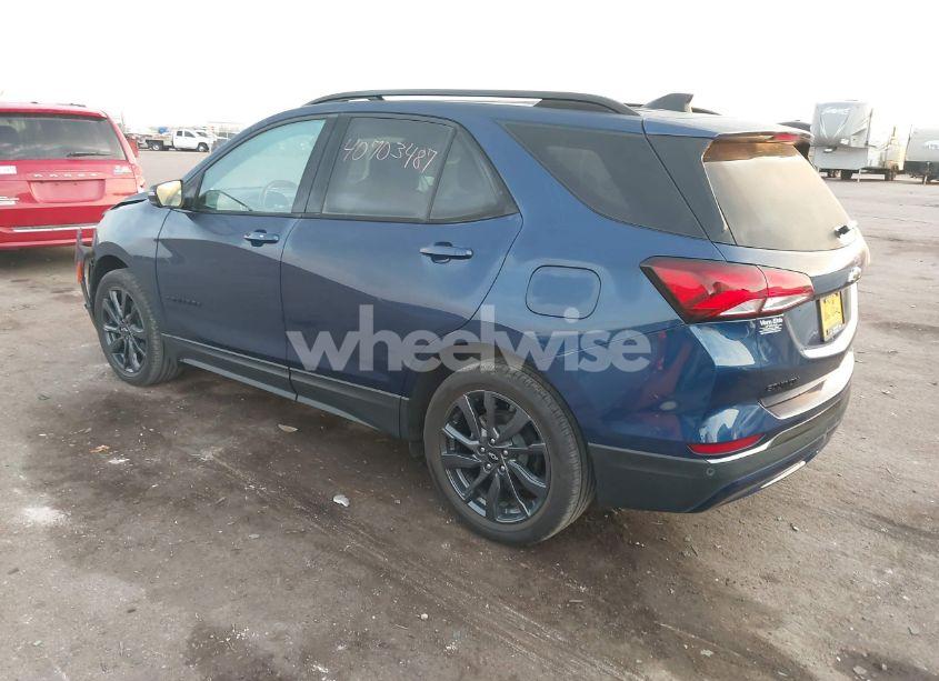 Photo 3 of 2022 Chevrolet Equinox AWD RS (VIN 3GNAXWEV4NS206257)