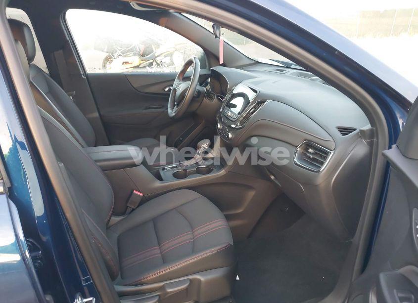 Photo 5 of 2022 Chevrolet Equinox AWD RS (VIN 3GNAXWEV4NS206257)